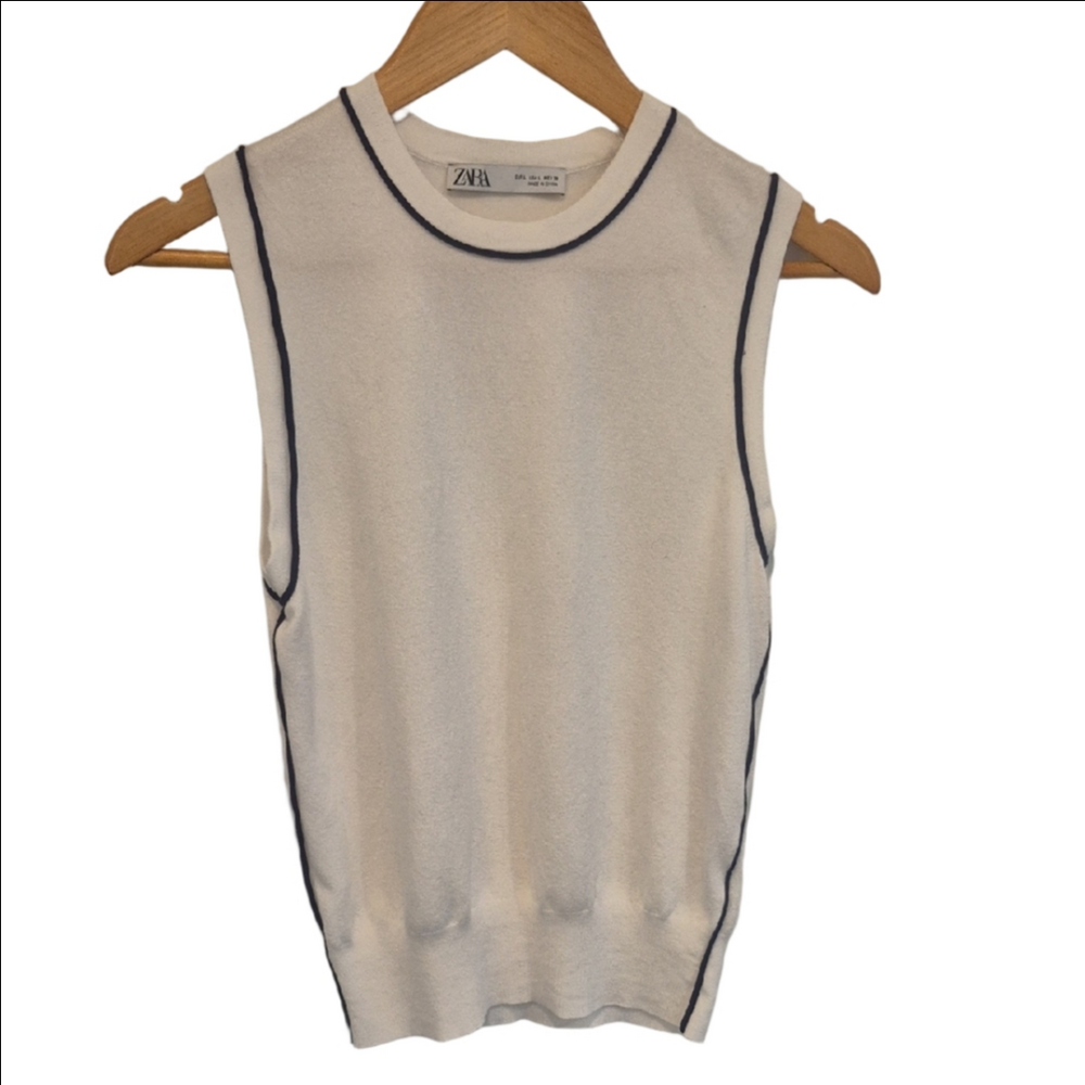 Zara White Sleeveless Cotton Crew Neck Knit Sweater with Navy Piping